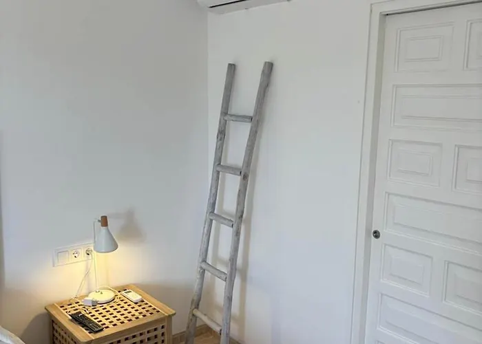 Casa De La Isabel - 4 Bedroom With Large Terrace And Sea Views Villa *